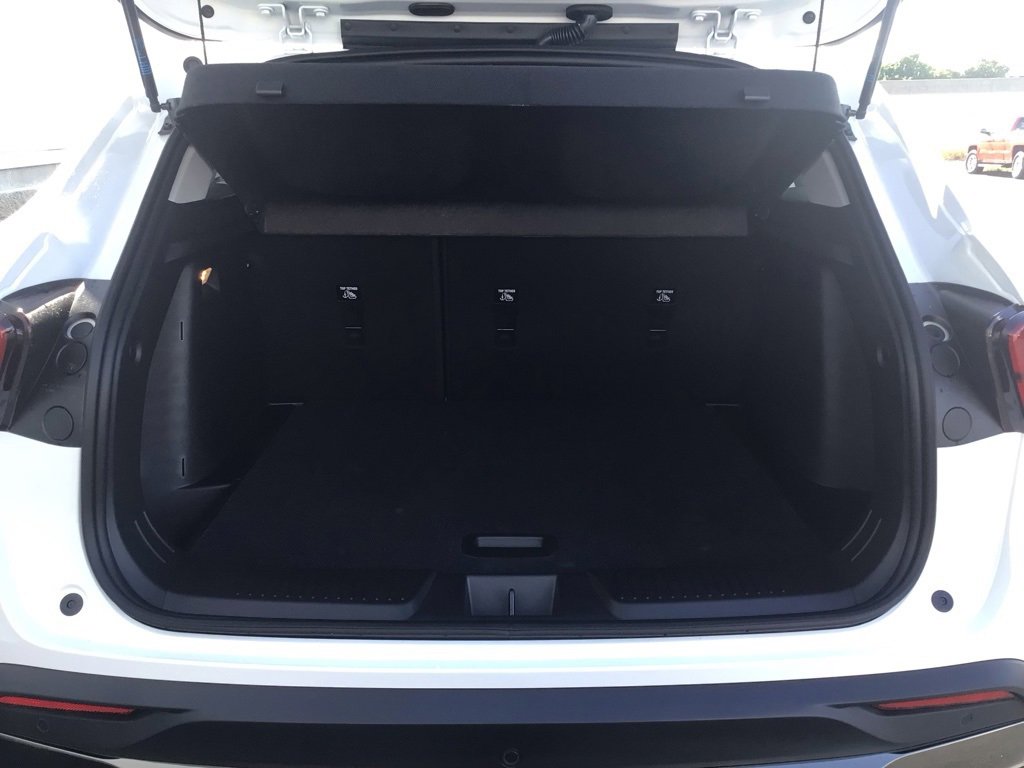 New 2025 Chevrolet Trax ACTIV w/ Driver Confidence Package image 8