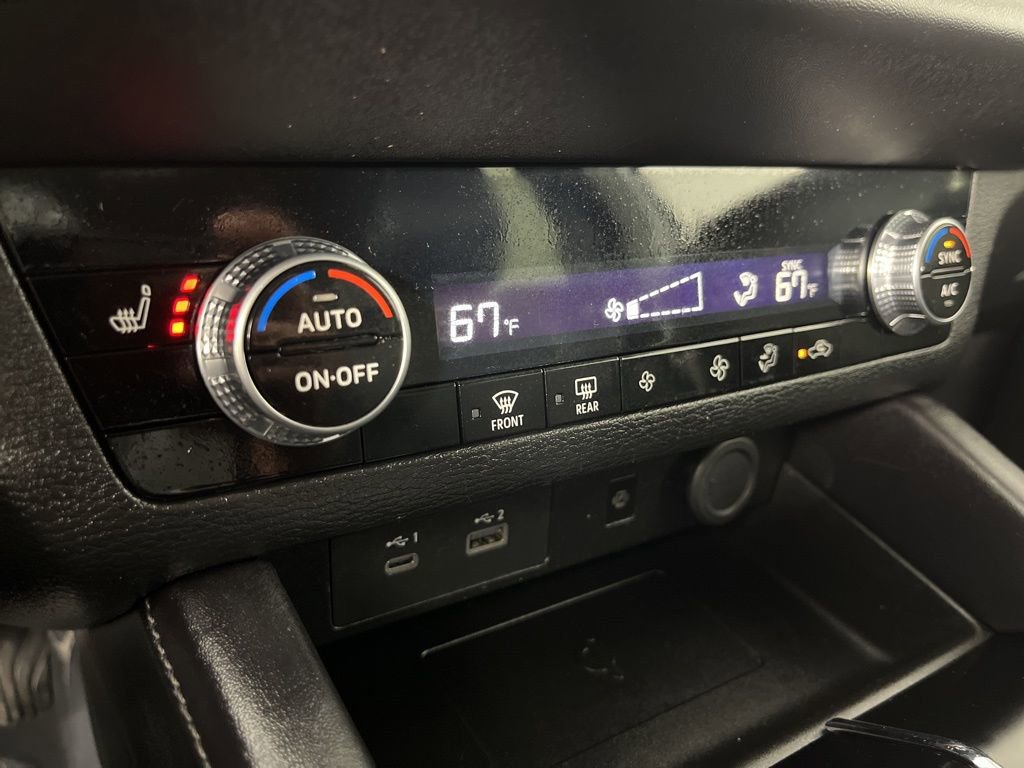 Used 2024 Mitsubishi Outlander SE image 22