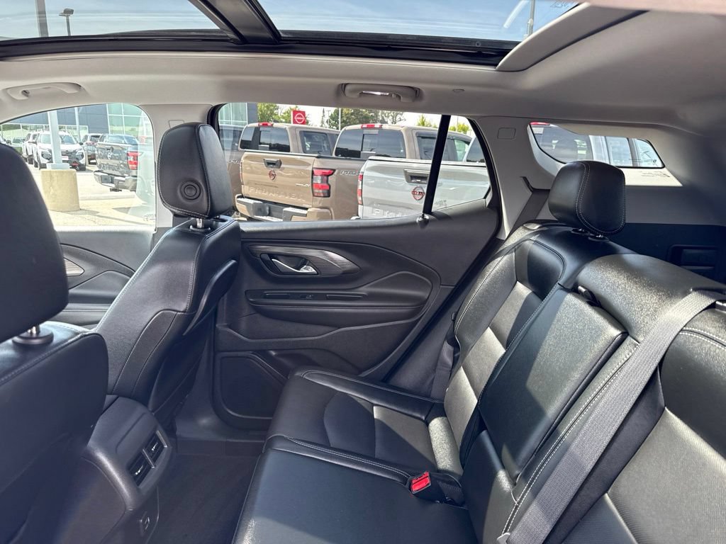 Certified 2024 GMC Terrain SLT w/ Elevation Edition AWD/4WD image 28