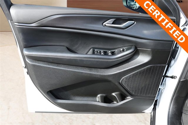 Used 2023 Jeep Grand Cherokee Laredo image 10