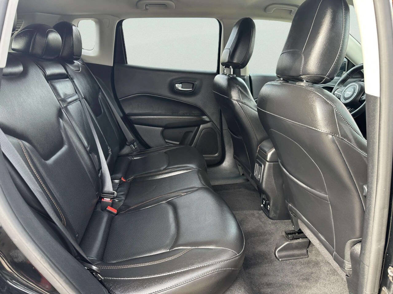 Used 2018 Jeep Compass Limited w/ Navigation Group image 15