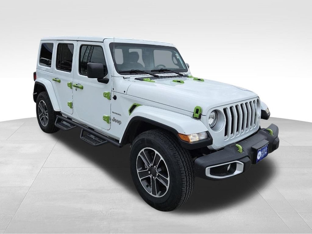 Used 2023 Jeep Wrangler Unlimited Sahara AWD/4WD image 4
