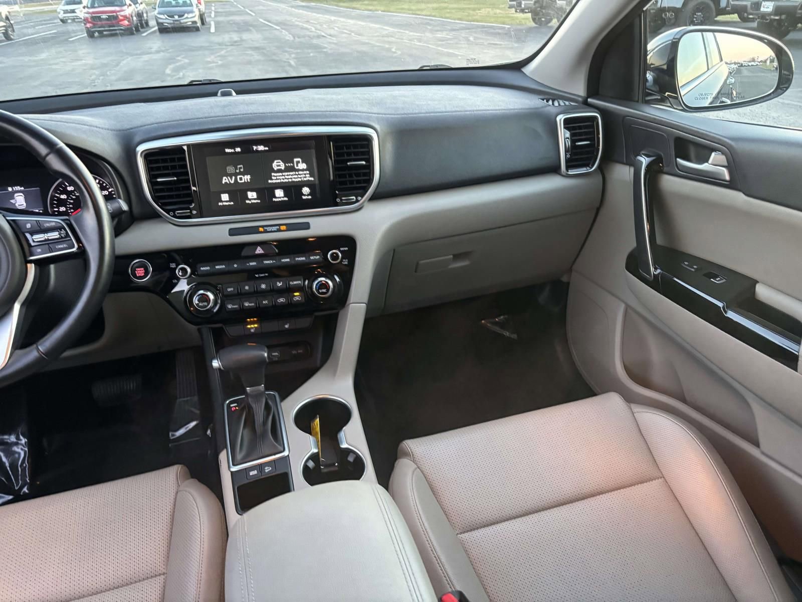 Used 2021 Kia Sportage EX image 32