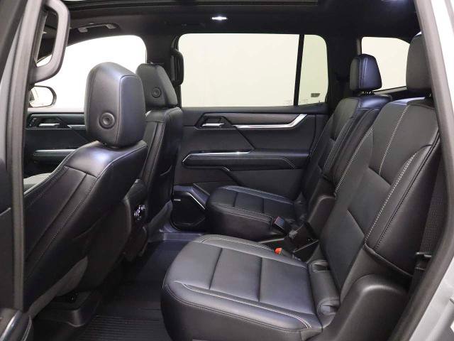 Used 2024 GMC Acadia Elevation FWD image 10