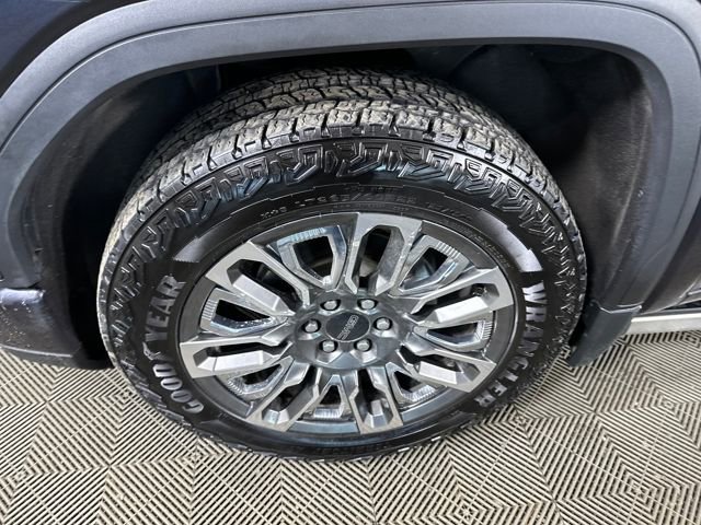 Used 2023 GMC Sierra 1500 Denali Ultimate image 10
