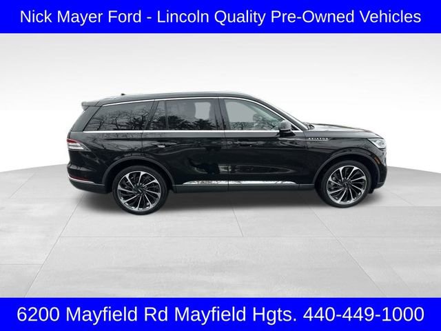 Used 2023 Lincoln Aviator Reserve w/ Equipment Group 201A image 8