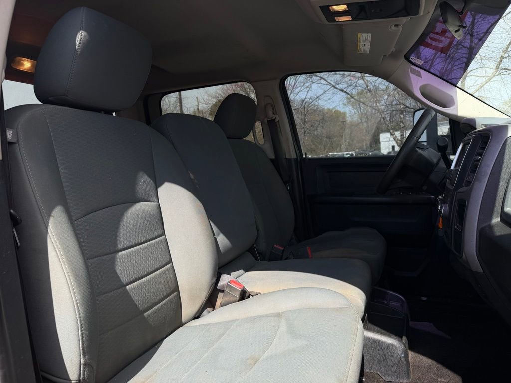 Used 2017 RAM 2500 Tradesman w/ Chrome Appearance Group image 30
