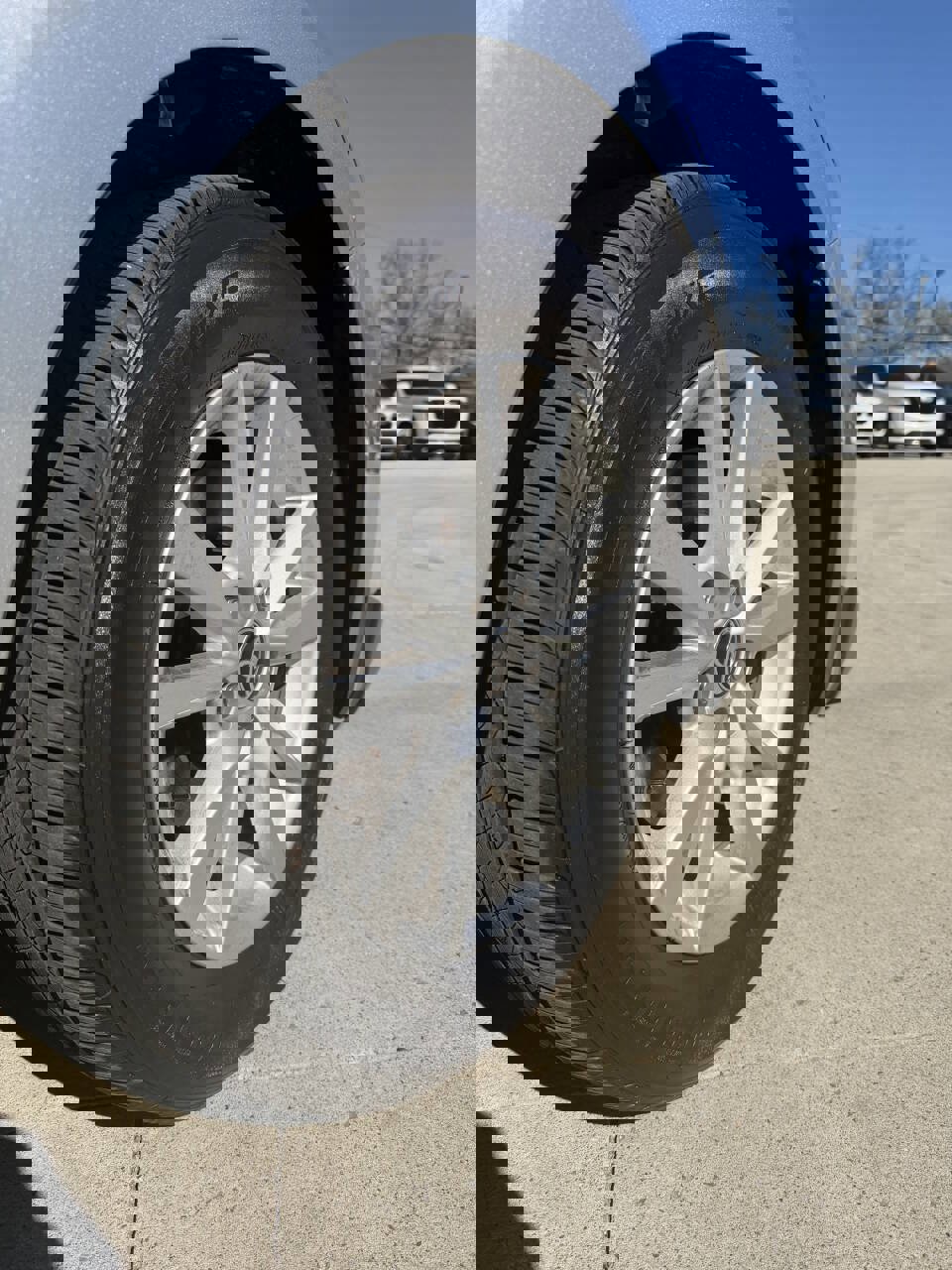 Used 2025 Toyota Camry LE FWD image 8