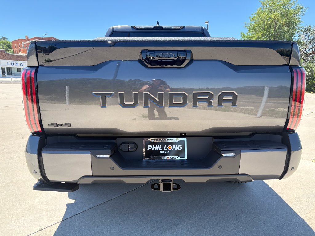 New 2026 Toyota Tundra Platinum w/ TRD Off-Road Package AWD/4WD image 4