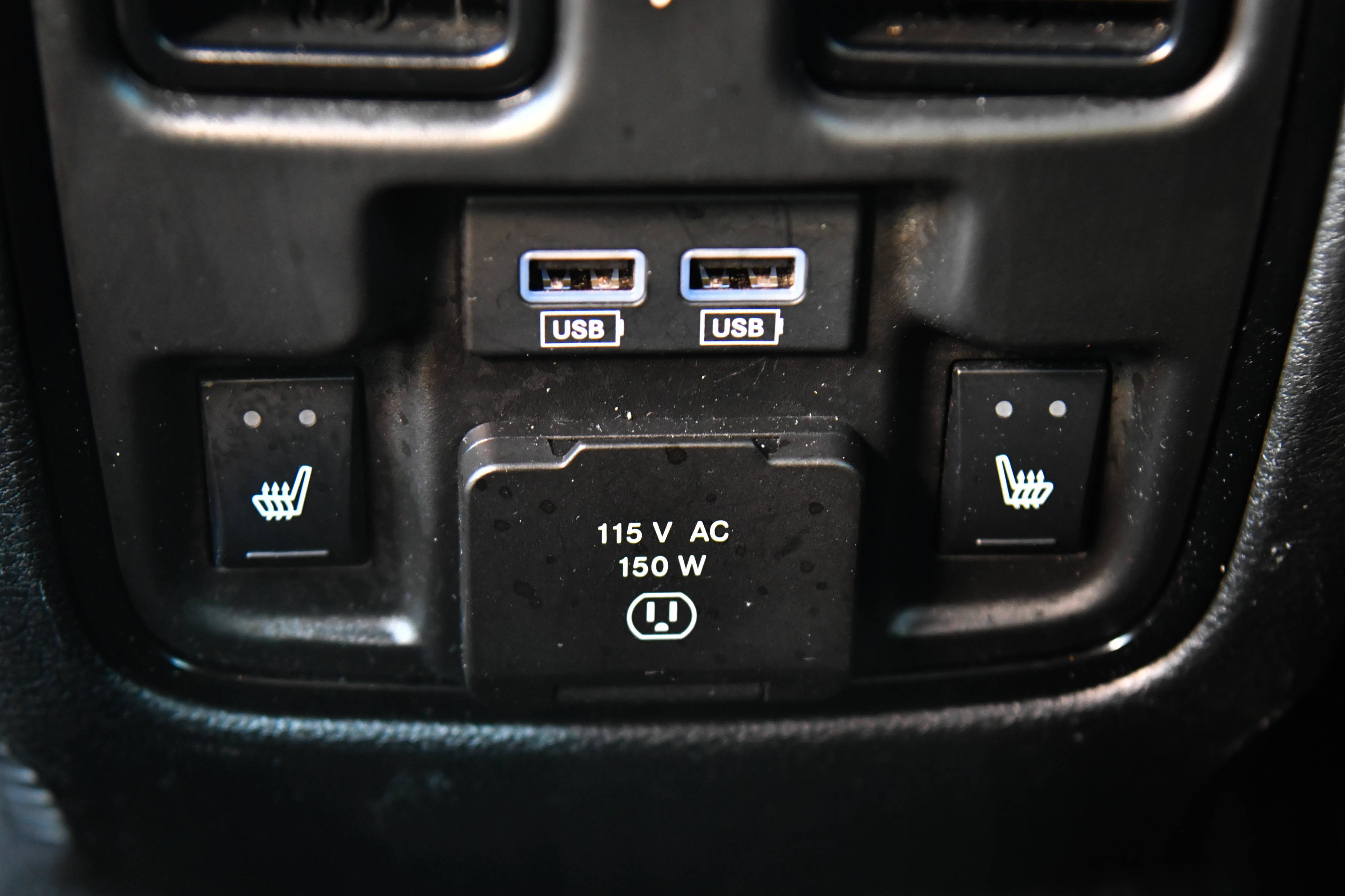 Used 2025 Dodge Durango GT AWD/4WD image 42
