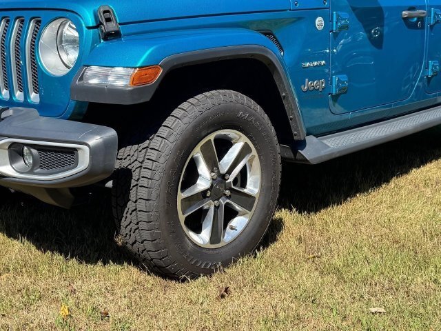Used 2020 Jeep Wrangler Unlimited Sahara w/ Cold Weather Group AWD/4WD image 4