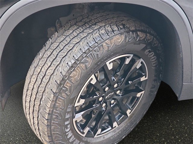 Used 2025 Chevrolet Traverse Z71 w/ Driver Confidence Package image 36