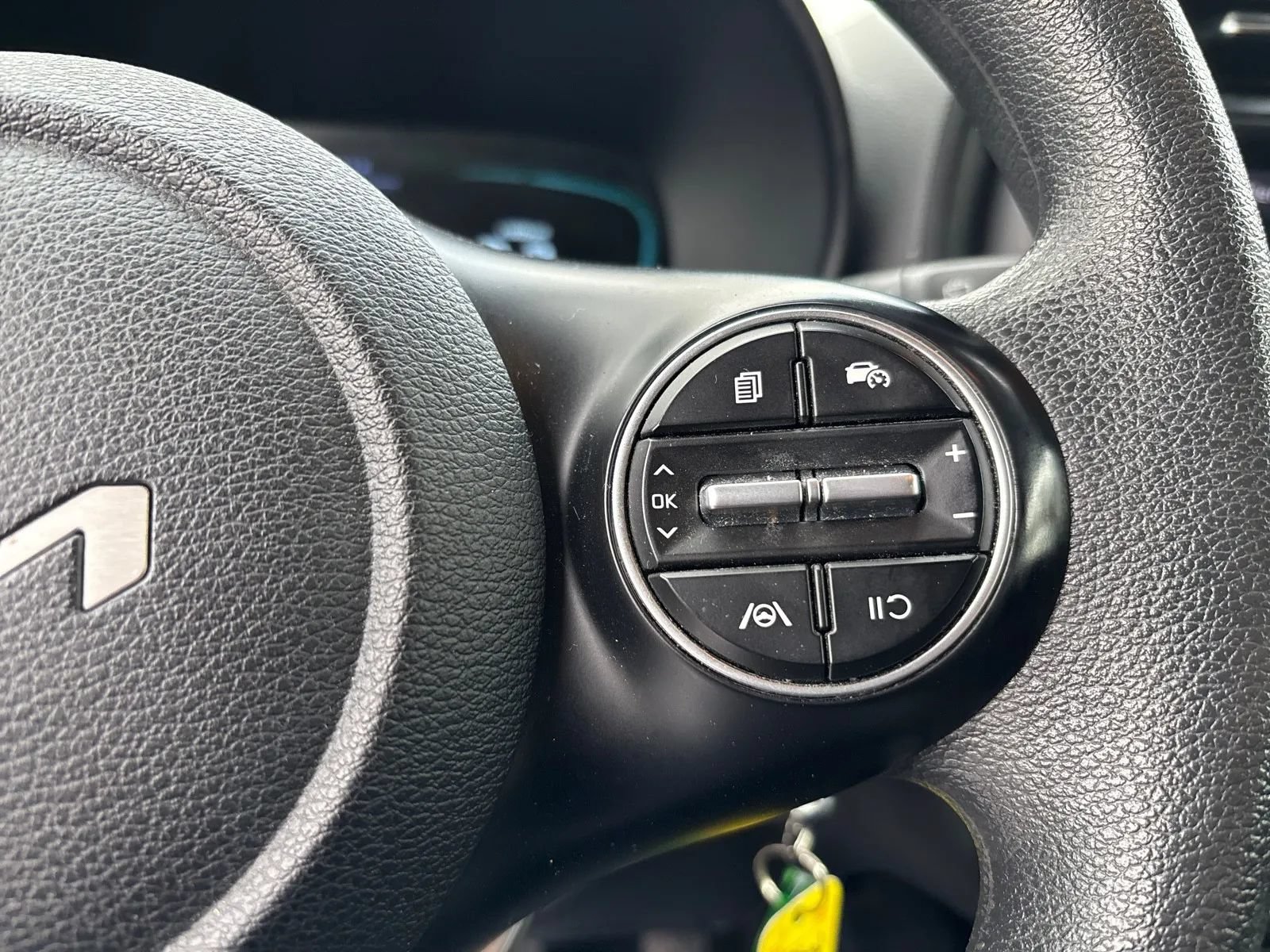 Used 2023 Kia Soul LX w/ Option Group 015 FWD image 15