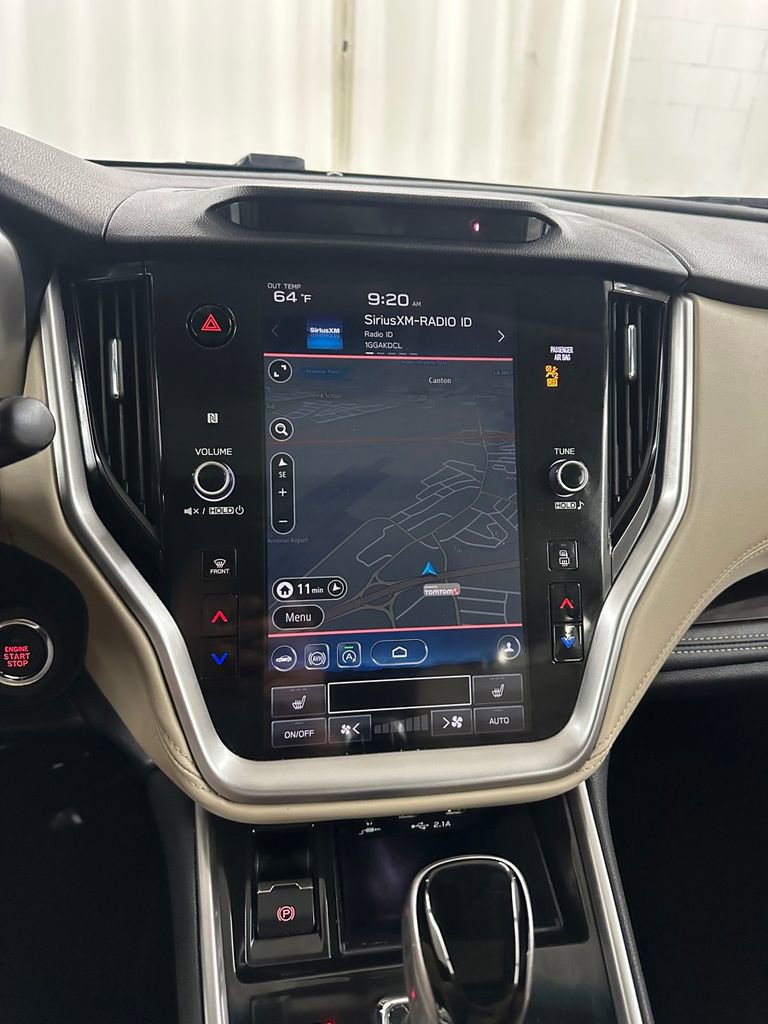 Used 2021 Subaru Outback Limited image 24