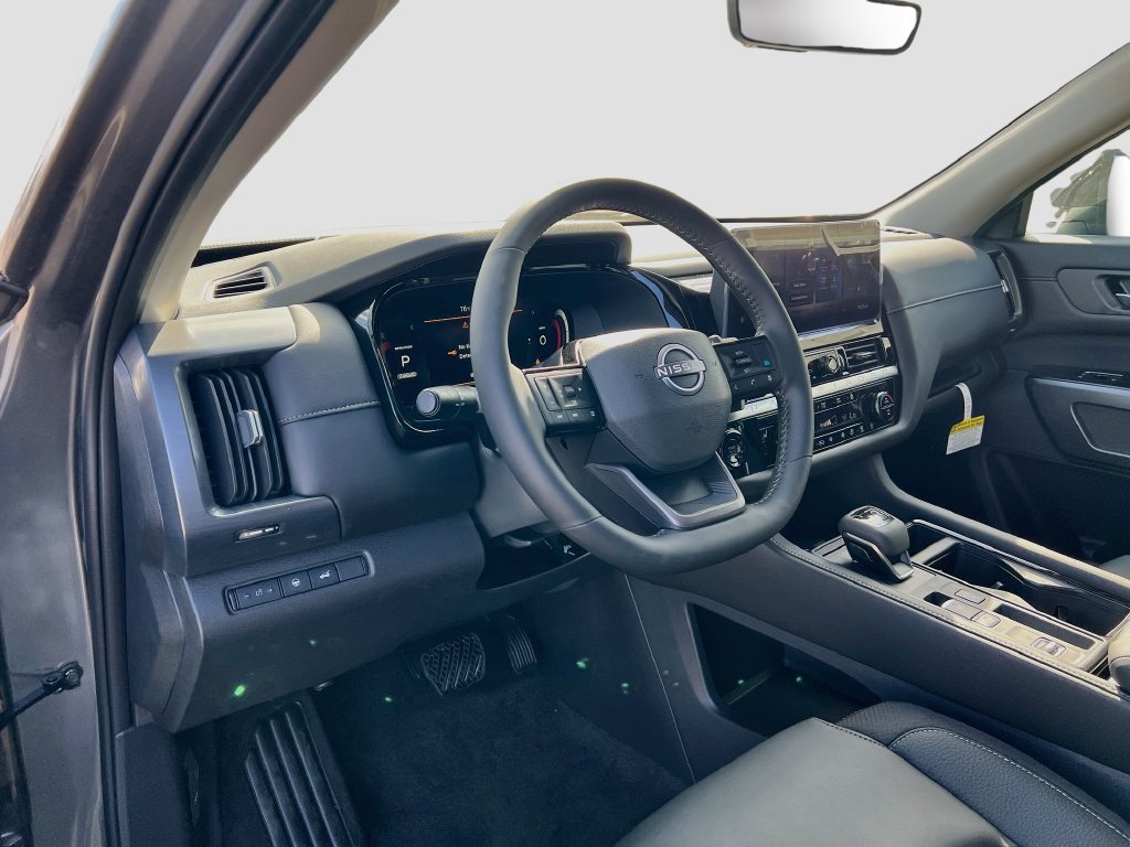 New 2026 Nissan Pathfinder SL FWD image 9
