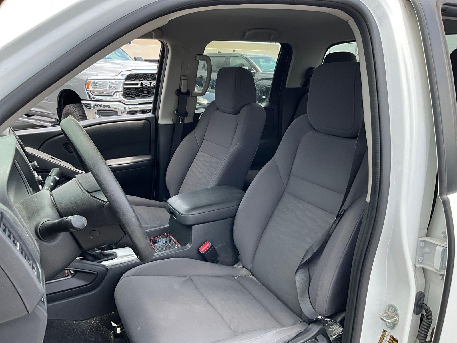 Used 2022 Nissan Frontier S w/ Technology Package AWD/4WD image 19