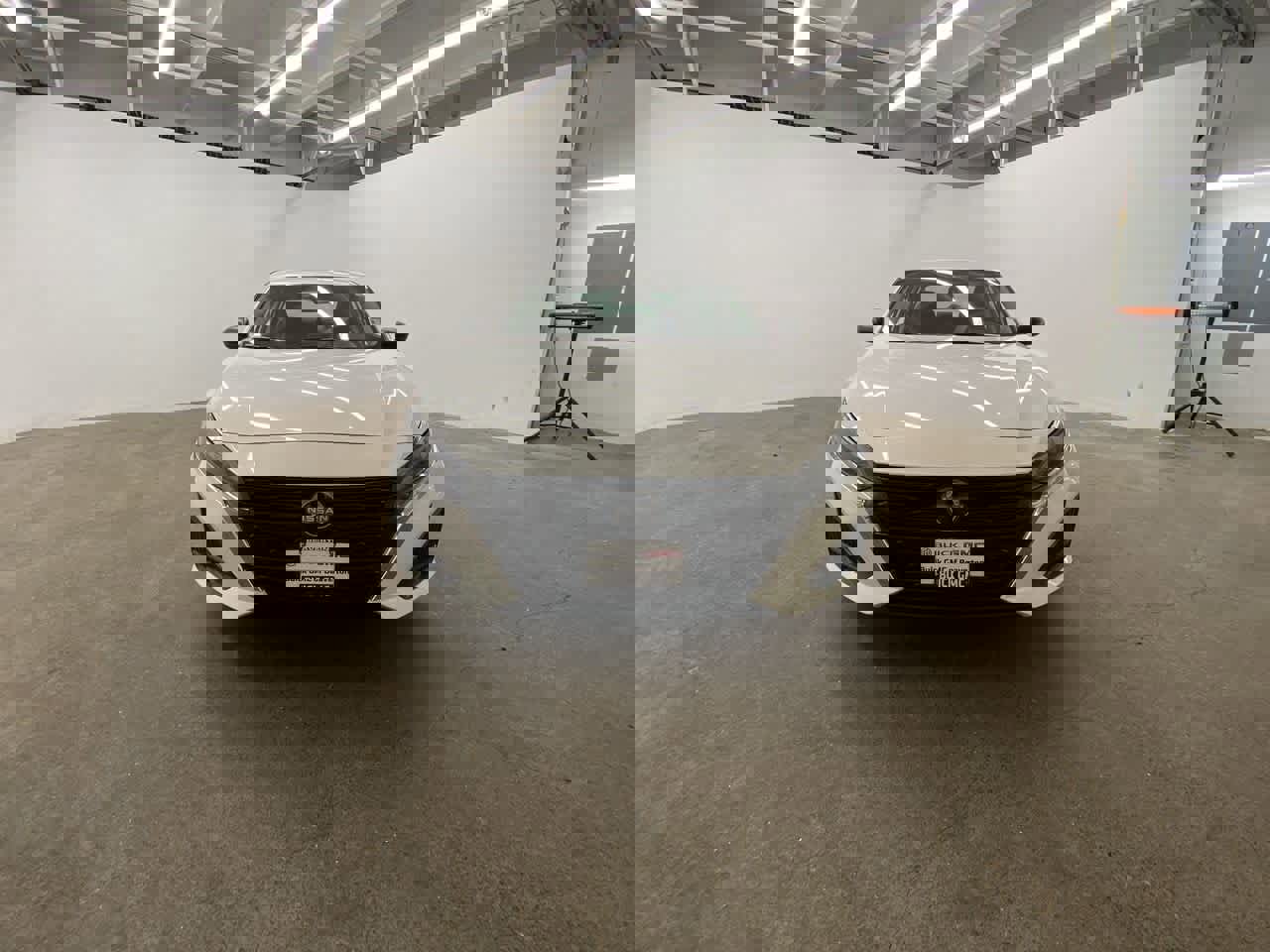 Used 2025 Nissan Altima 2.5 SV image 9