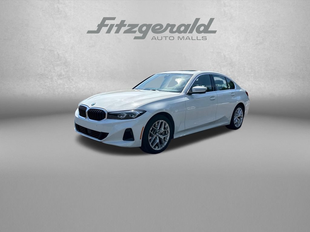 Used 2025 BMW 330i Sedan RWD image 3