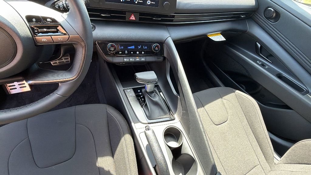 New 2026 Hyundai Elantra Sport image 26