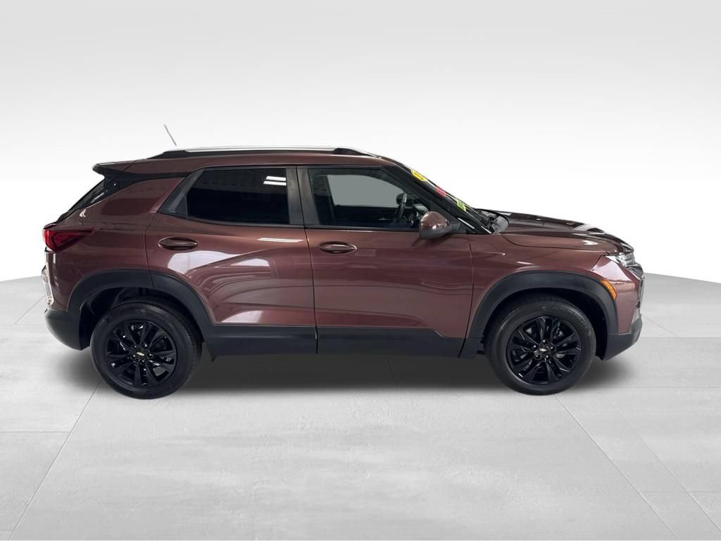 Used 2023 Chevrolet TrailBlazer LT w/ Convenience Package AWD/4WD image 7