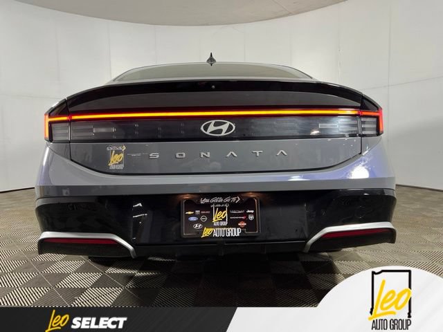 Used 2025 Hyundai Sonata SEL FWD image 4