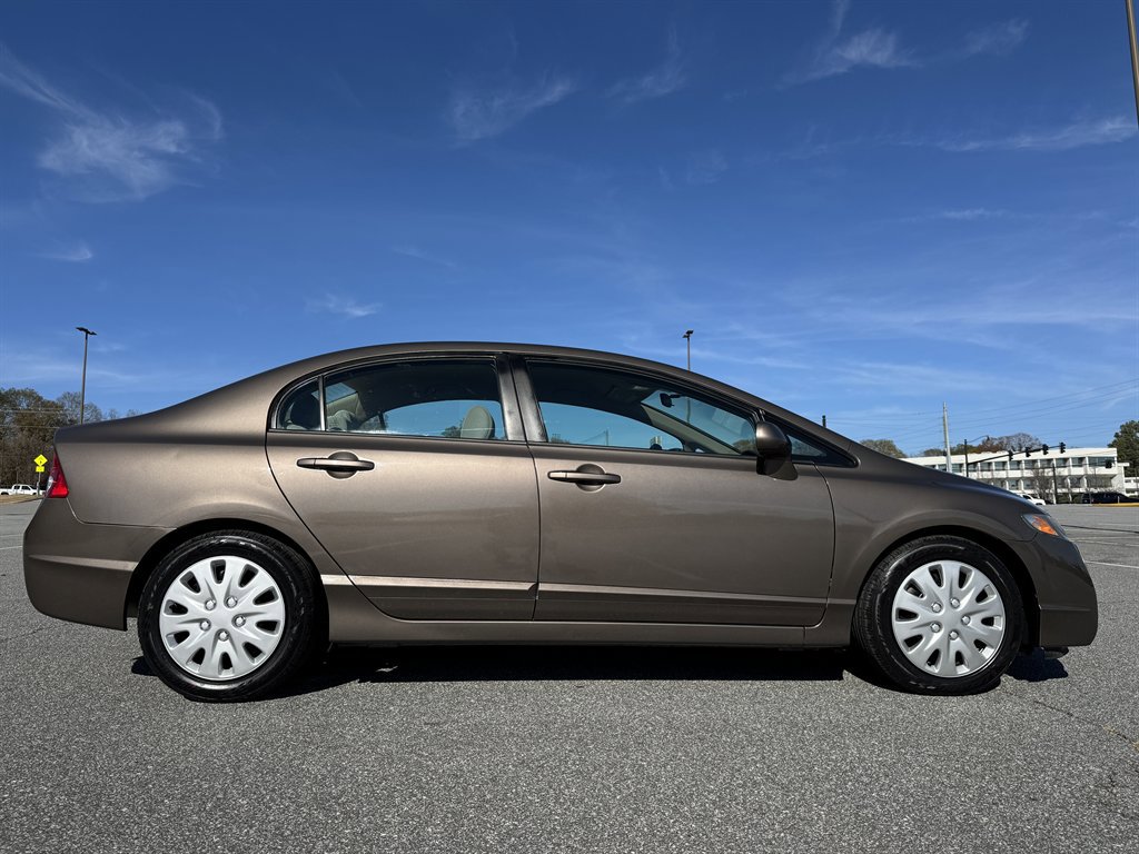 Used 2010 Honda Civic LX image 8