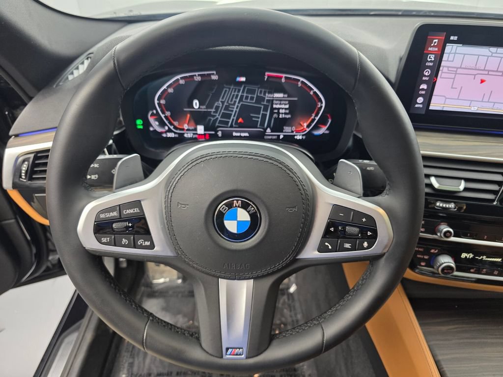 Used 2021 BMW 530i w/ M Sport Package RWD image 18