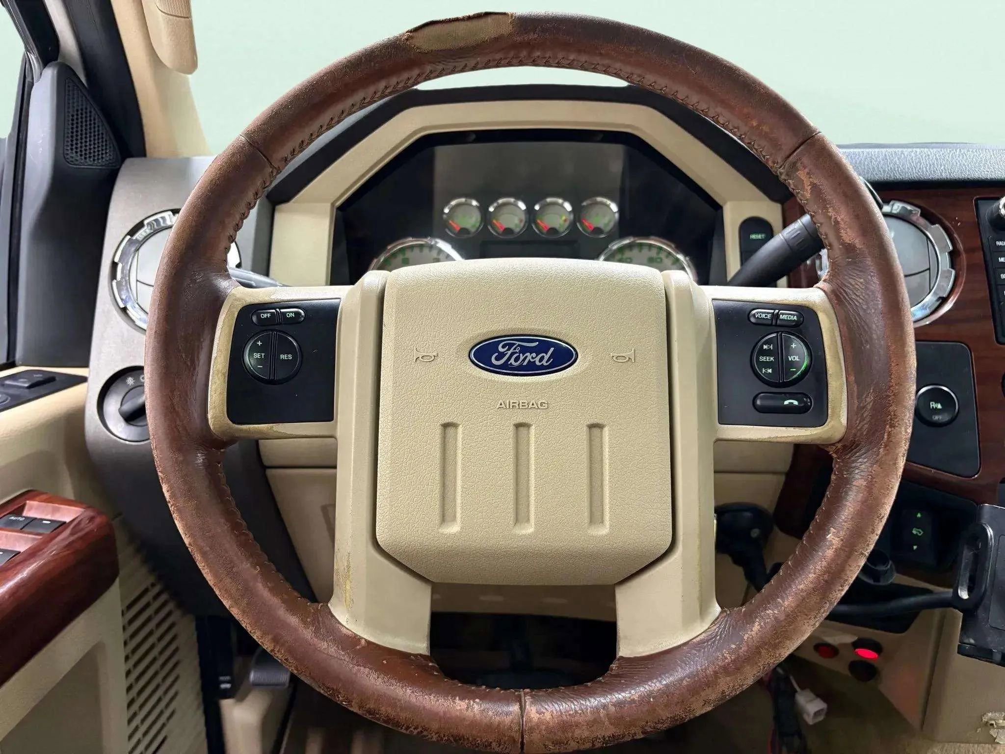 Used 2009 Ford F350 King Ranch image 15