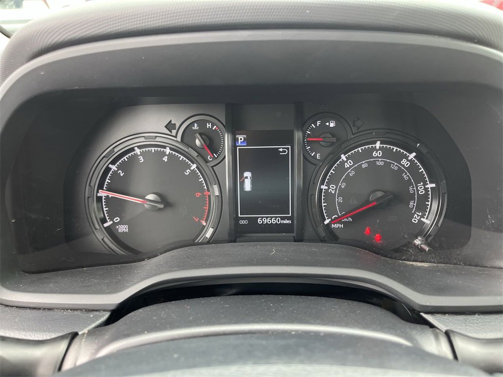 Used 2020 Toyota 4Runner SR5 Premium image 11