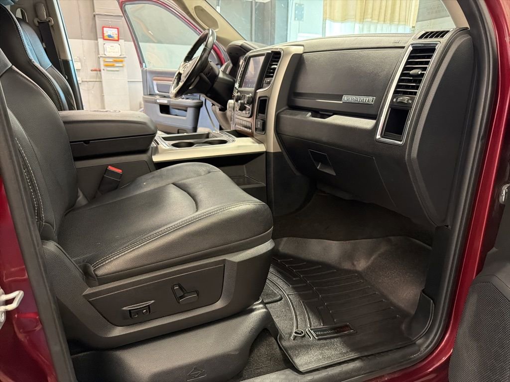 Used 2017 RAM 1500 Laramie w/ Convenience Group AWD/4WD image 19