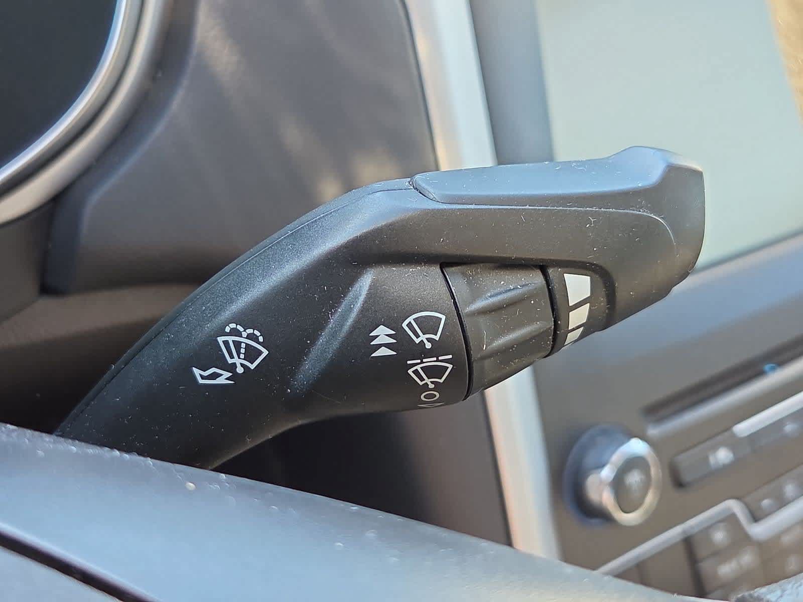 Used 2016 Ford Fusion SE FWD image 24