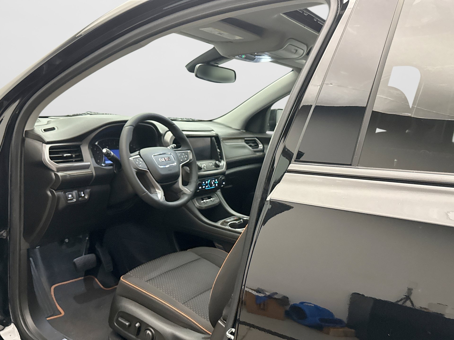 Used 2023 GMC Acadia AT4 AWD/4WD image 10