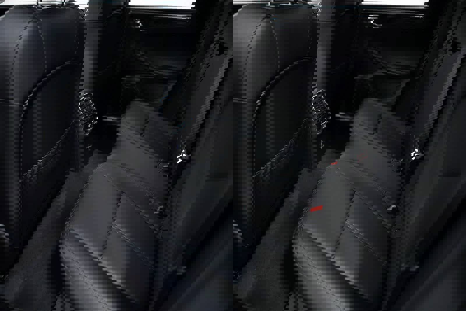 Certified 2025 Porsche Macan image 29