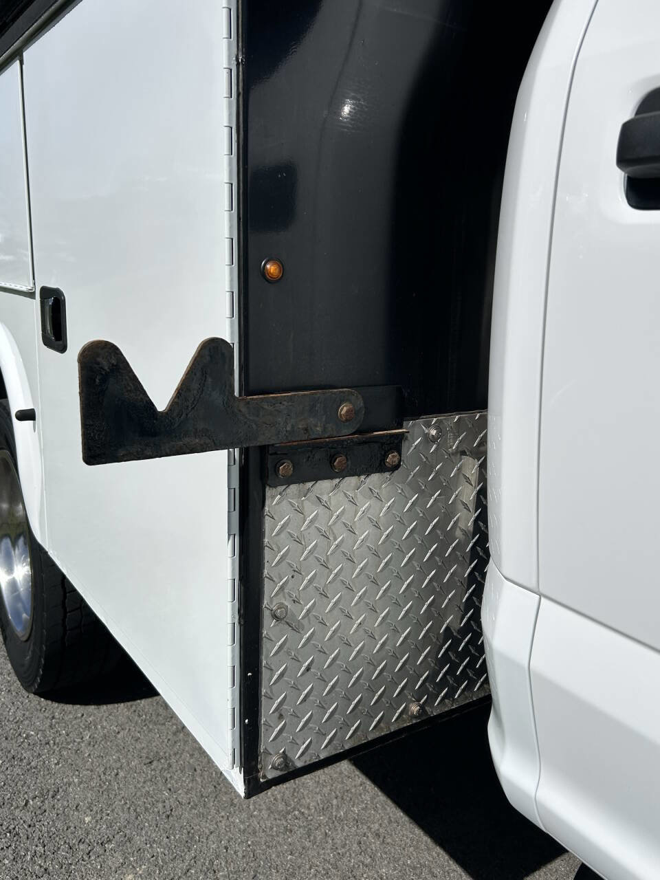 Used 2020 Ford F550 4x4 Crew Cab Super Duty image 25