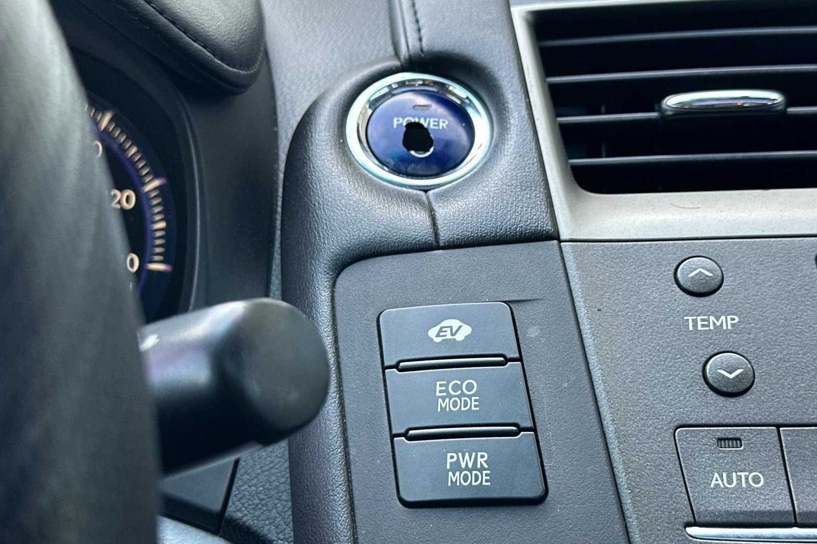 Used 2010 Lexus HS 250h image 31