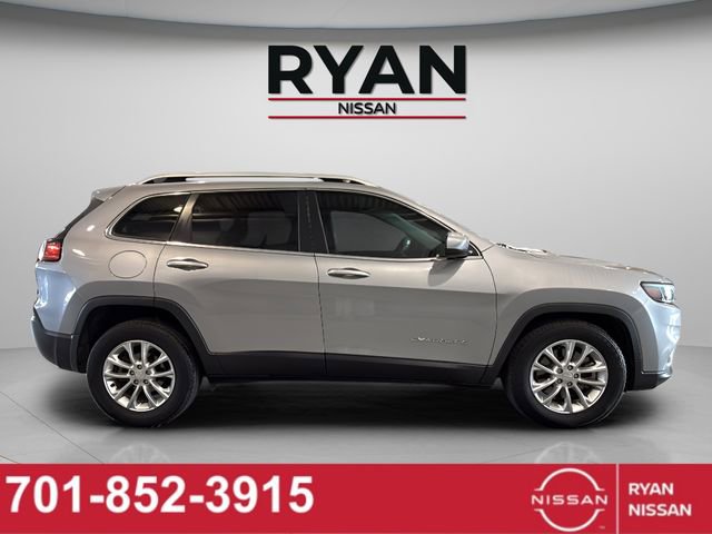 Used 2019 Jeep Cherokee Latitude w/ Popular Appearance Group image 18