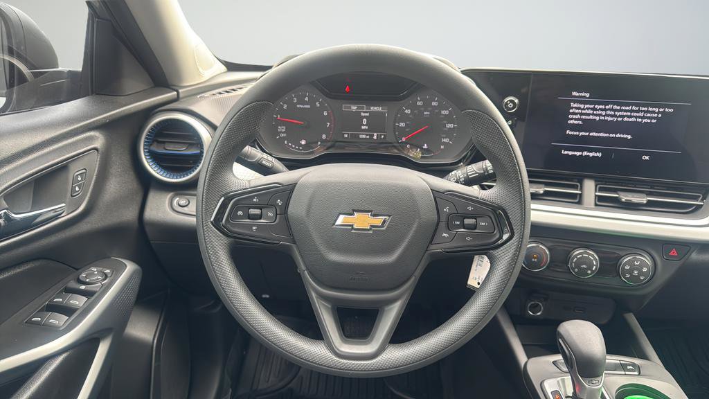 Used 2026 Chevrolet Trax LS FWD image 14