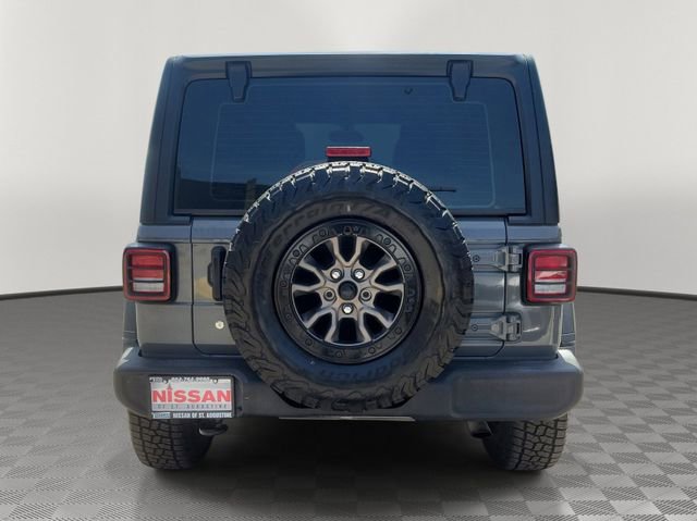 Used 2018 Jeep Wrangler Unlimited Sport AWD/4WD image 3