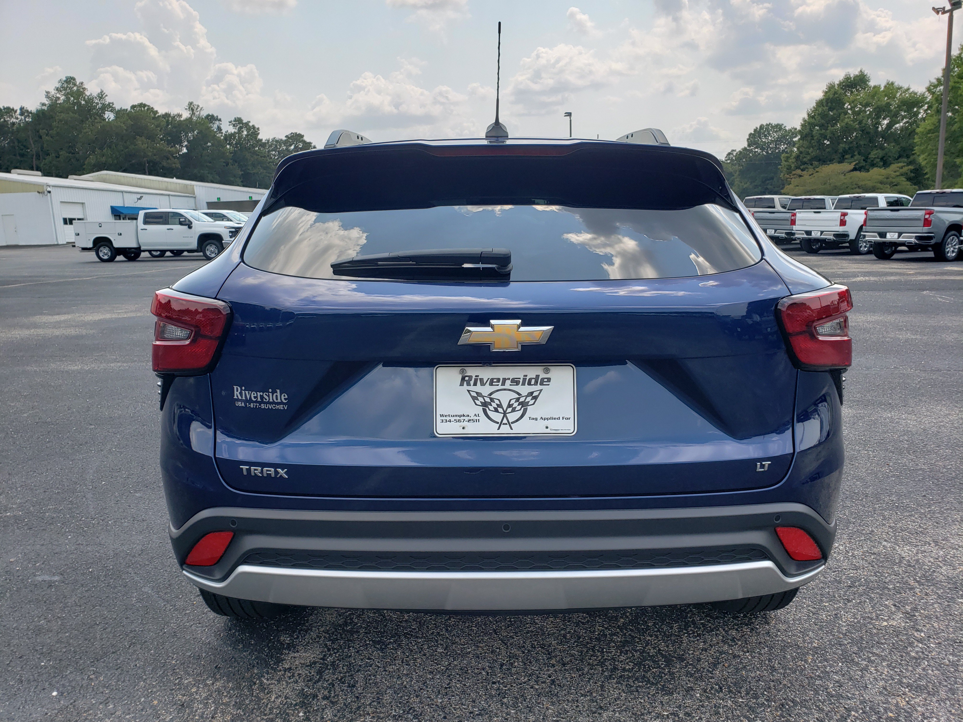 Used 2024 Chevrolet Trax LT w/ Driver Confidence Package FWD image 8