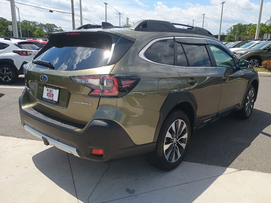 Certified 2025 Subaru Outback Limited AWD/4WD image 5