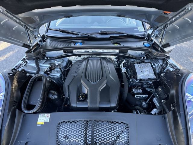 Used 2022 Porsche Macan AWD/4WD image 31