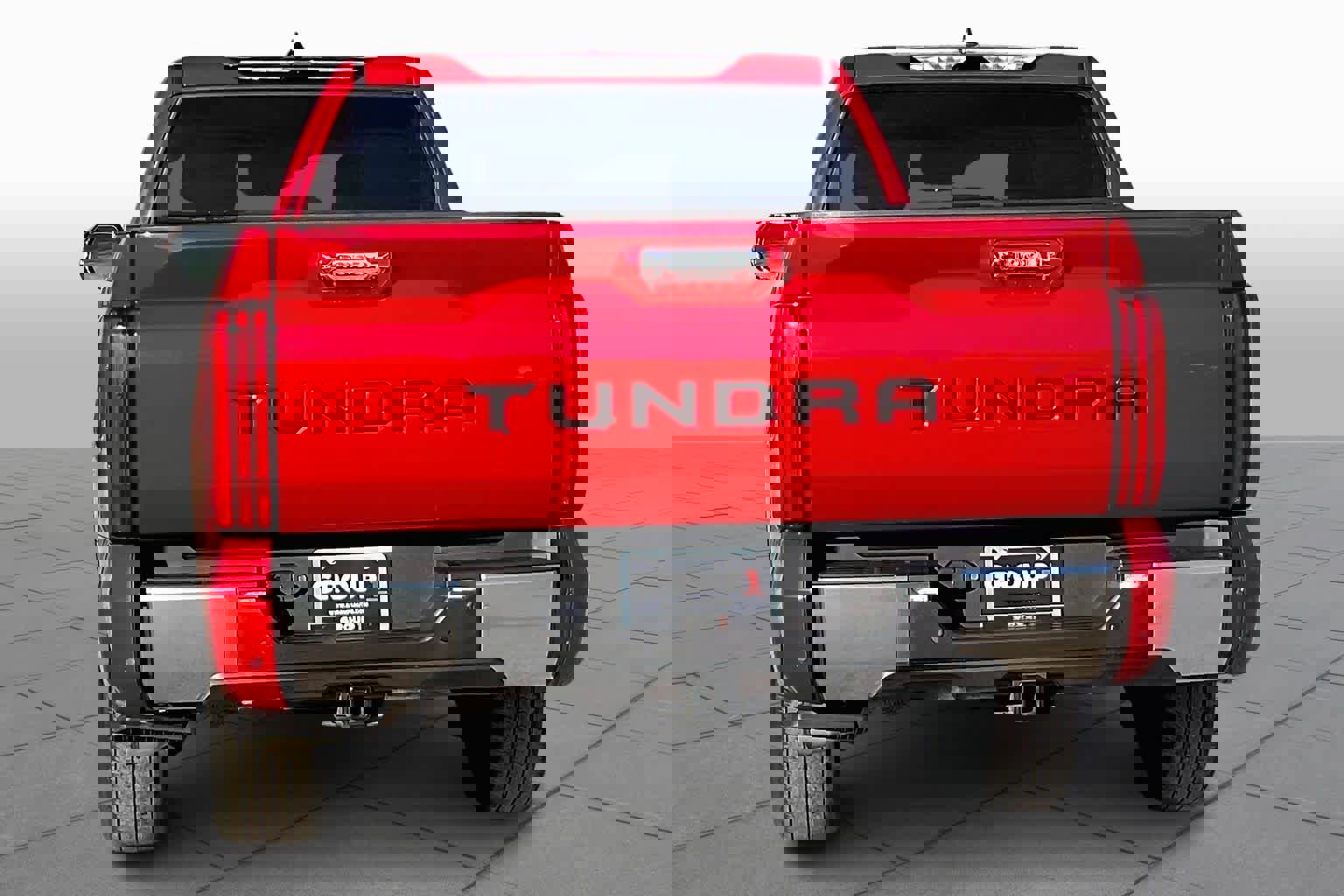 Used 2022 Toyota Tundra Limited w/ Power Package image 5