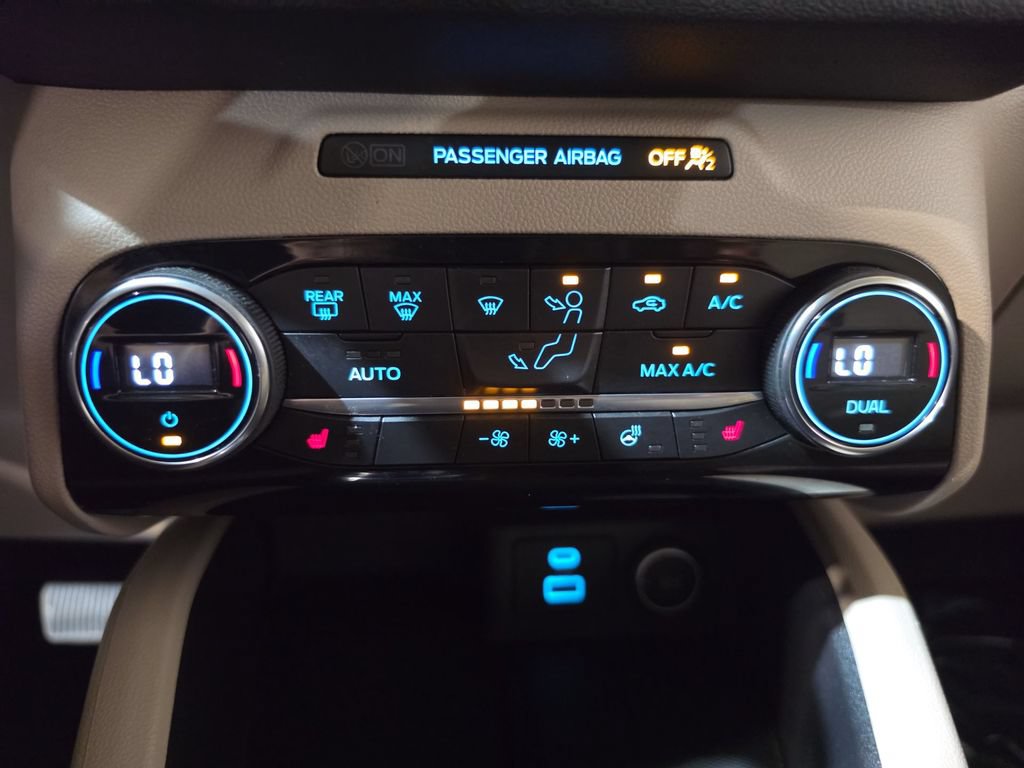 Used 2021 Ford Escape SE w/ Convenience Package AWD/4WD image 16