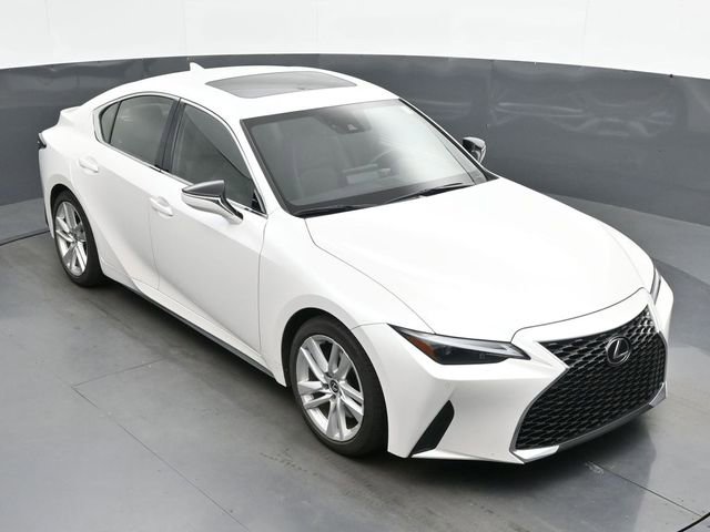 Used 2023 Lexus IS 300 w/ Comfort Package RWD image 40