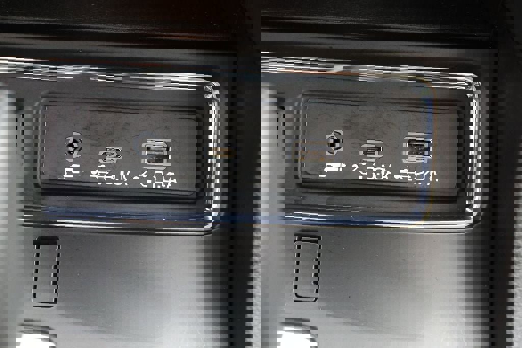 Used 2024 Subaru Ascent Limited image 23