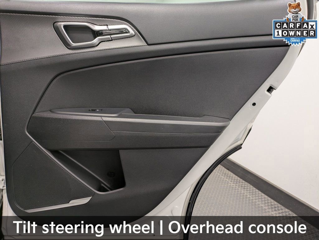 Used 2024 Kia Sportage LX image 32