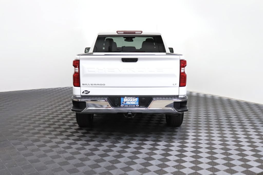 Used 2023 Chevrolet Silverado 1500 LT AWD/4WD image 6