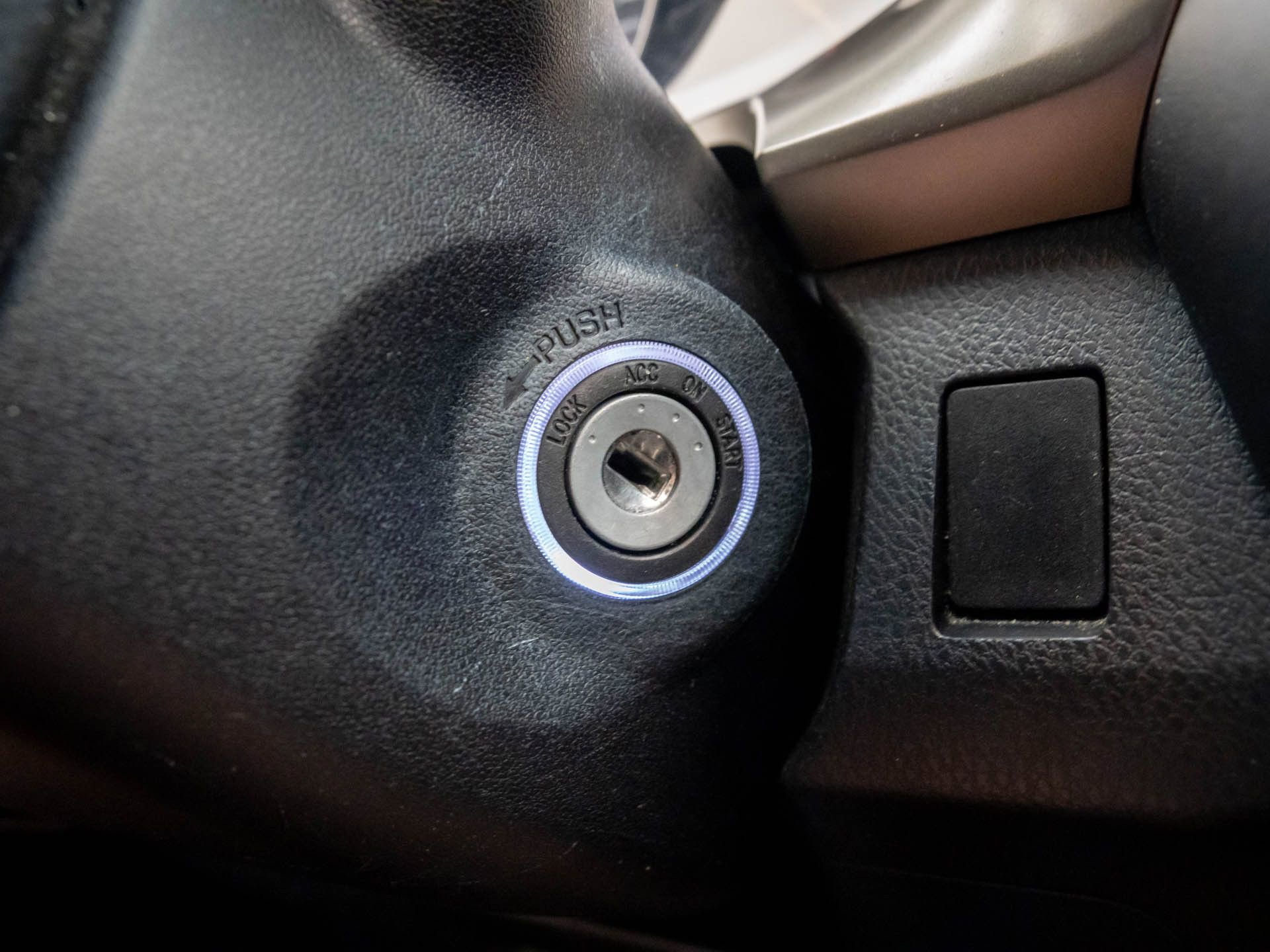 Used 2015 Toyota RAV4 XLE image 20