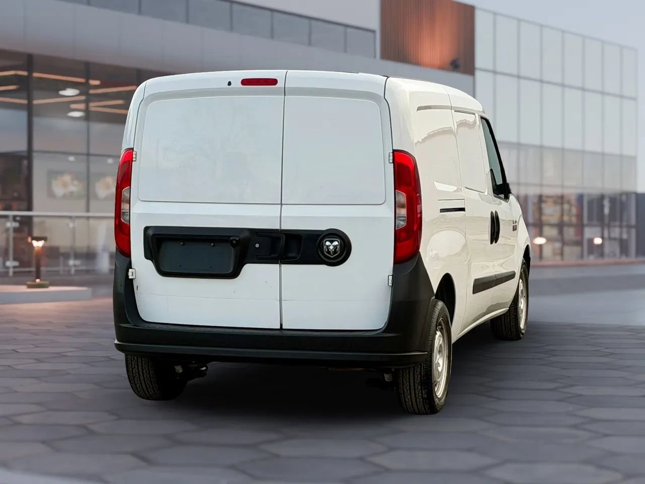 Used 2018 RAM ProMaster City Tradesman image 10