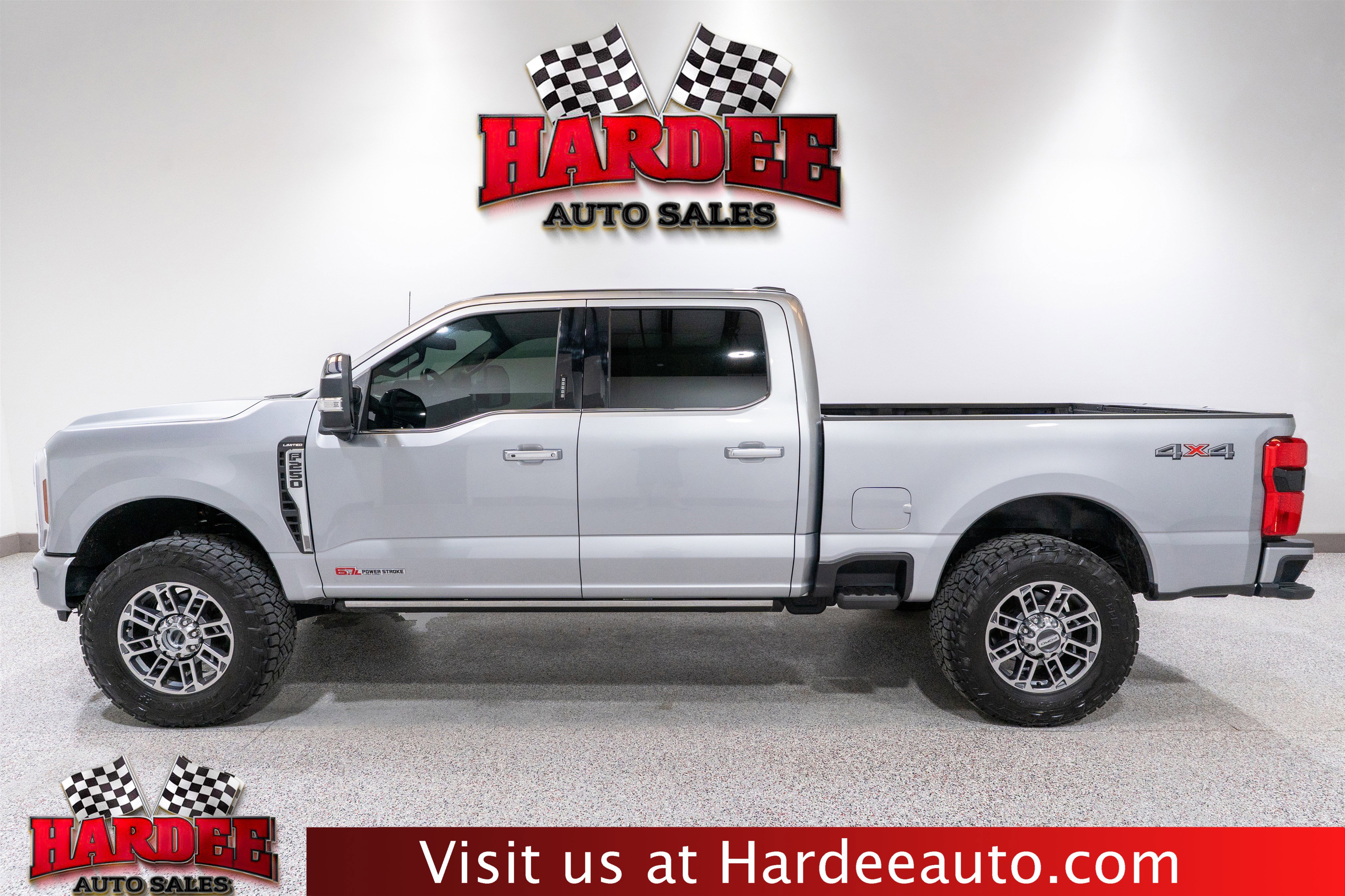 Used 2024 Ford F250 Limited AWD/4WD image 1